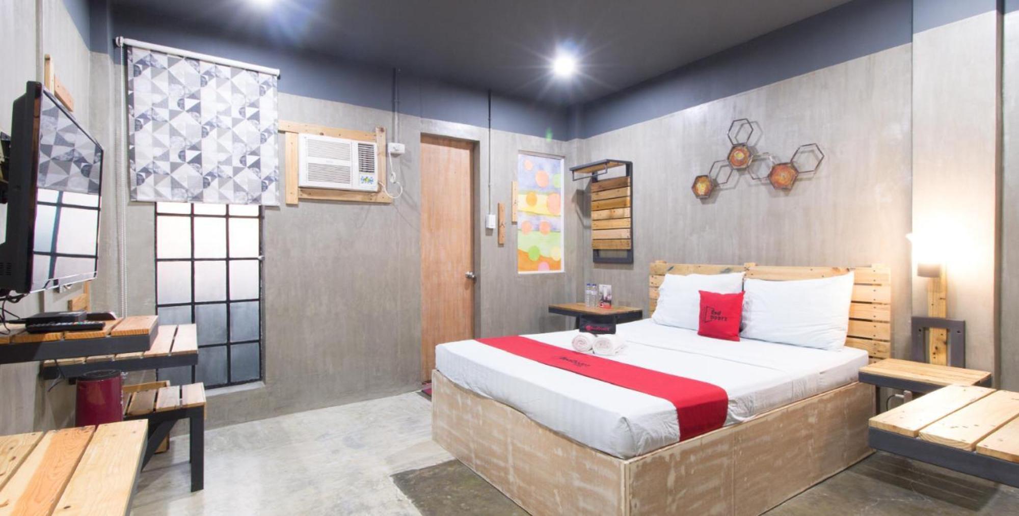 Reddoorz Plus @ Taft North Mandurriao Iloilo City Ngoại thất bức ảnh