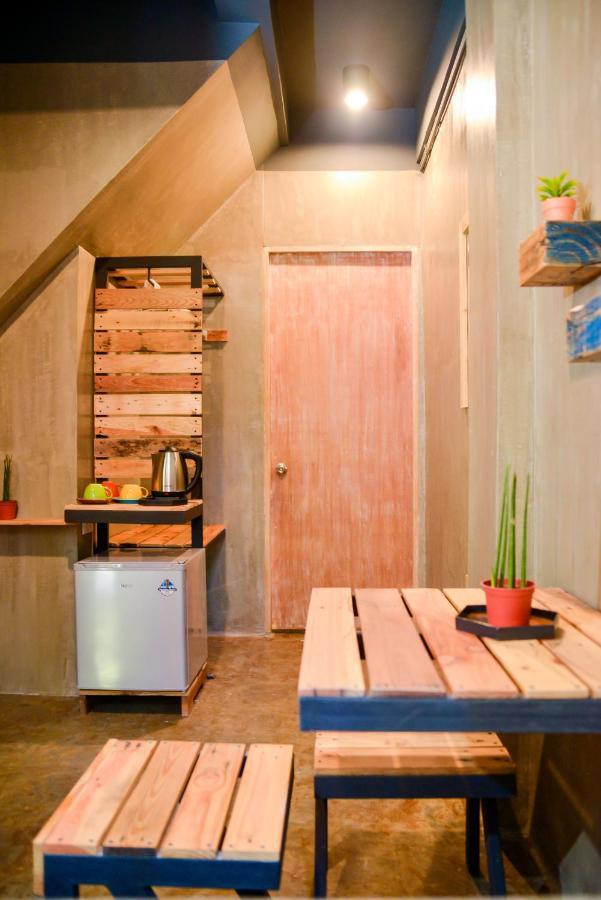 Reddoorz Plus @ Taft North Mandurriao Iloilo City Ngoại thất bức ảnh