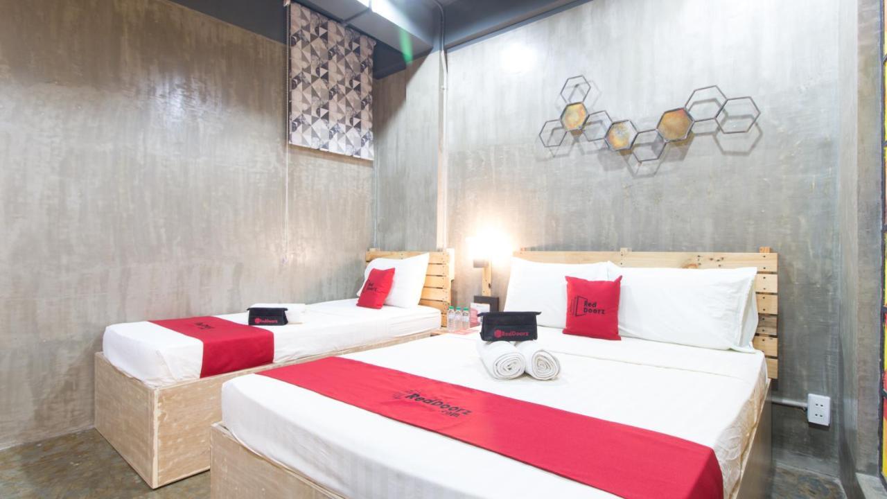 Reddoorz Plus @ Taft North Mandurriao Iloilo City Ngoại thất bức ảnh