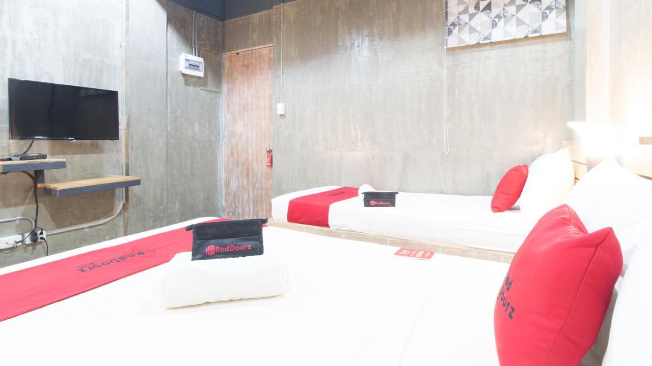 Reddoorz Plus @ Taft North Mandurriao Iloilo City Ngoại thất bức ảnh