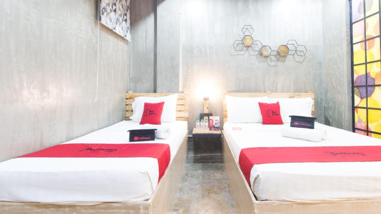 Reddoorz Plus @ Taft North Mandurriao Iloilo City Ngoại thất bức ảnh