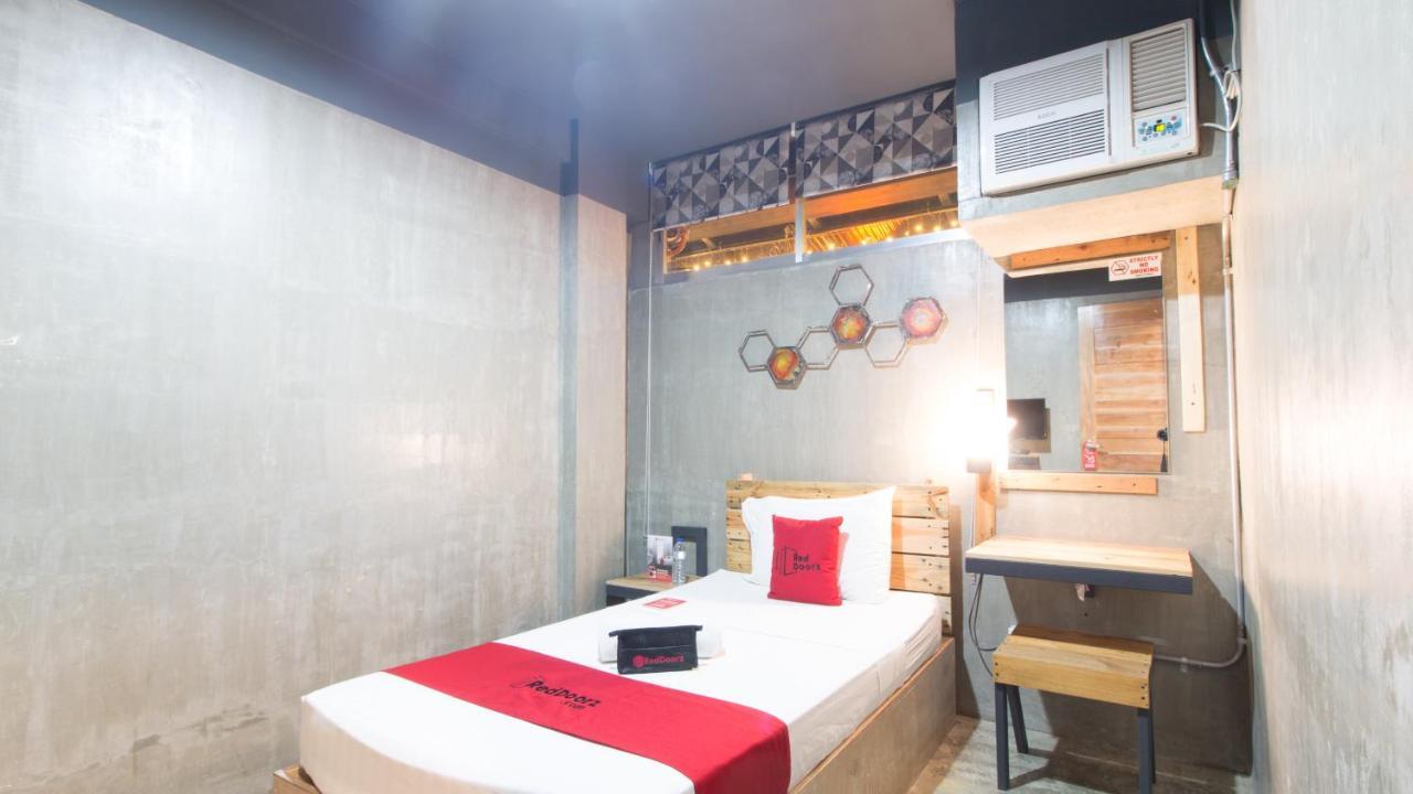 Reddoorz Plus @ Taft North Mandurriao Iloilo City Ngoại thất bức ảnh