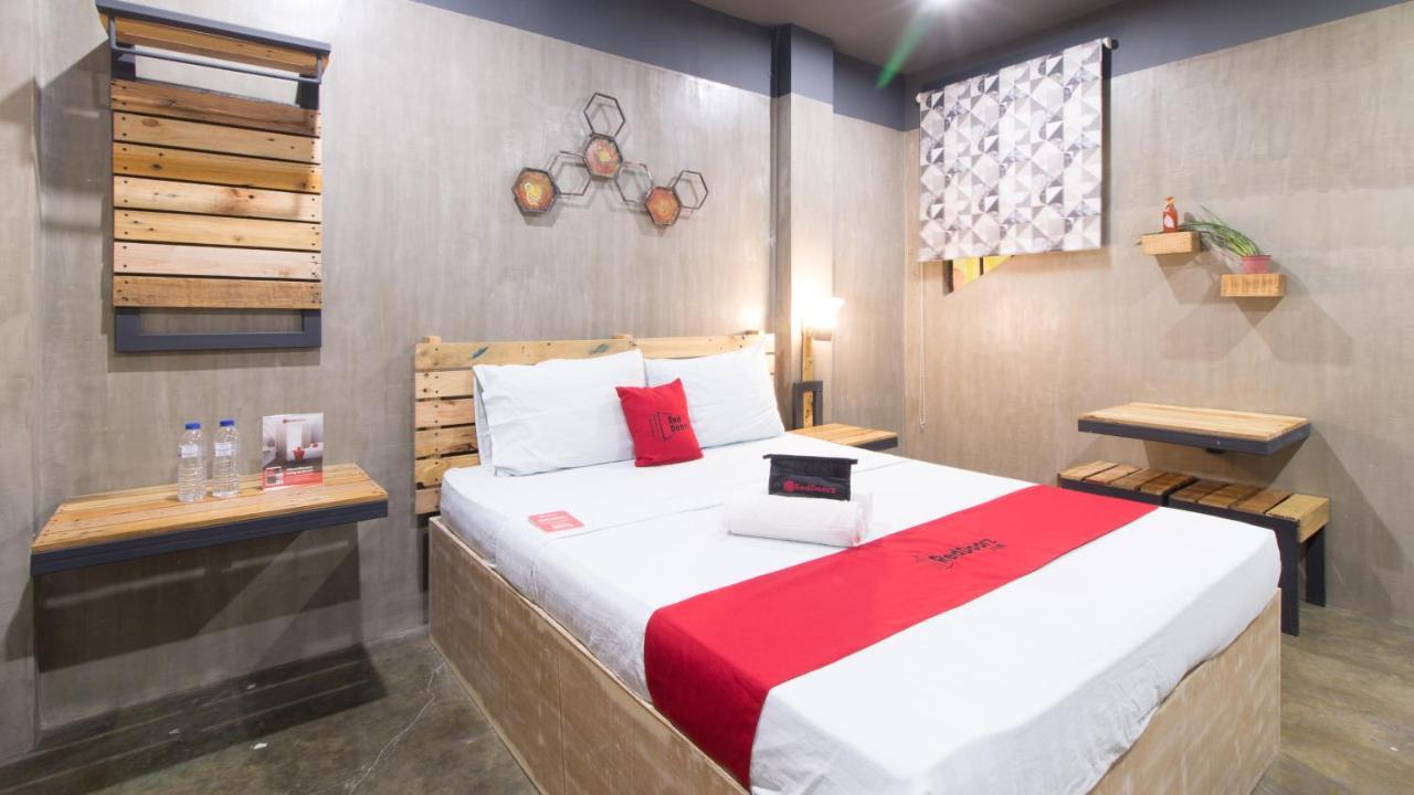 Reddoorz Plus @ Taft North Mandurriao Iloilo City Ngoại thất bức ảnh