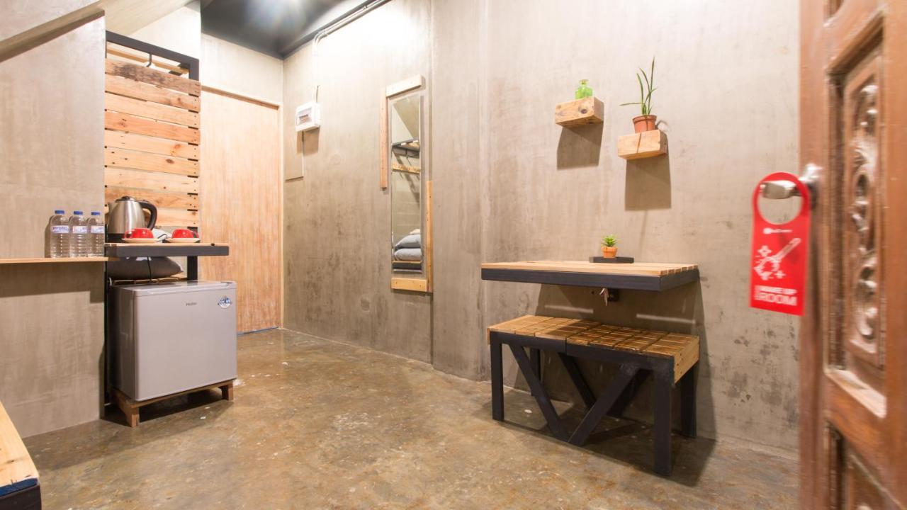 Reddoorz Plus @ Taft North Mandurriao Iloilo City Ngoại thất bức ảnh